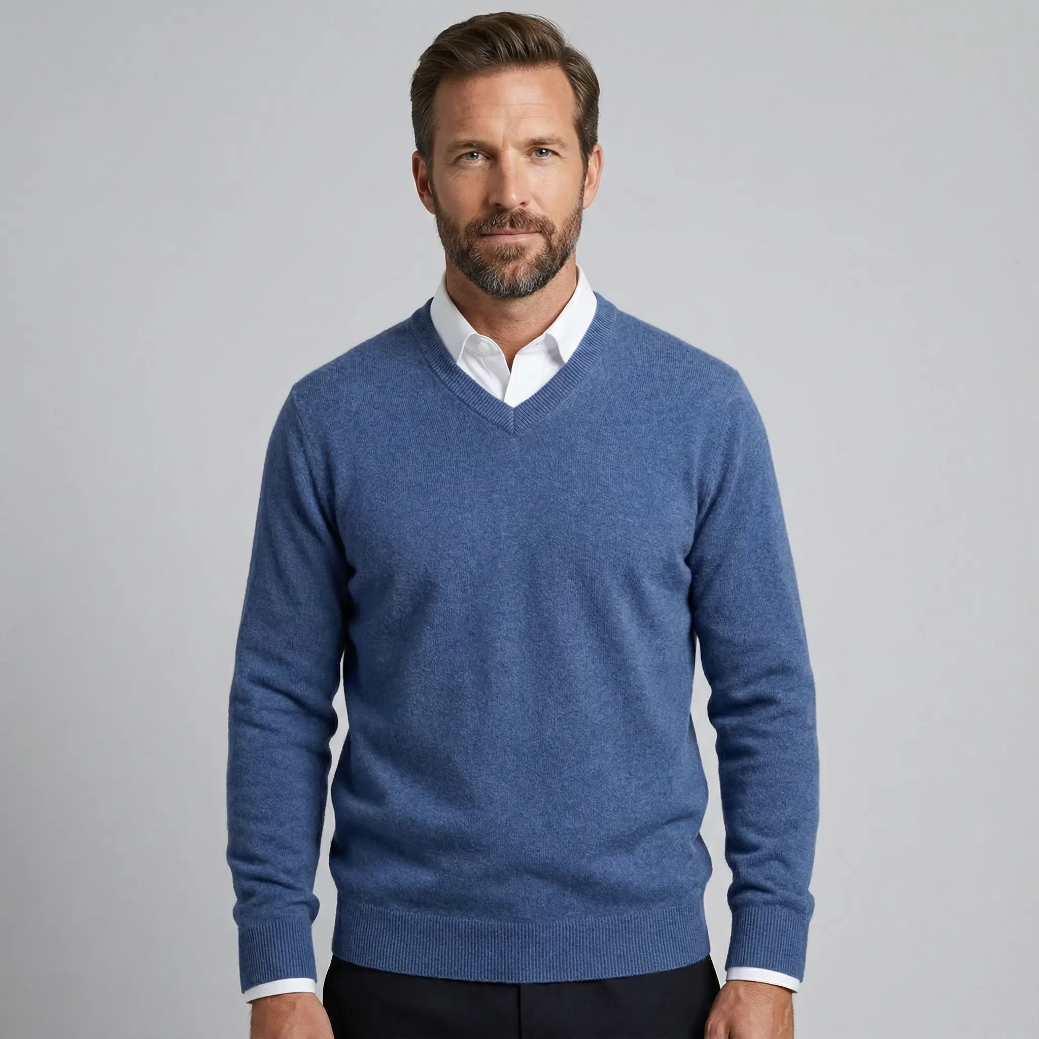 Noah | 100% Cashmere Sweater V - Neck - Rob Stevenson