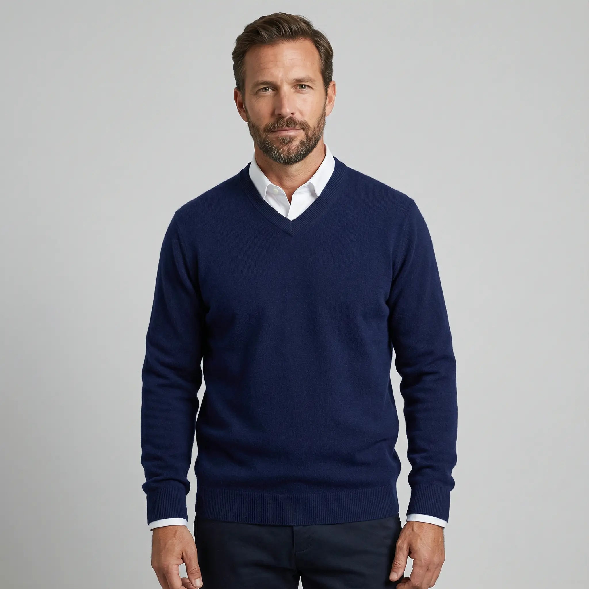 Noah | 100% Cashmere Sweater V - Neck - Rob Stevenson