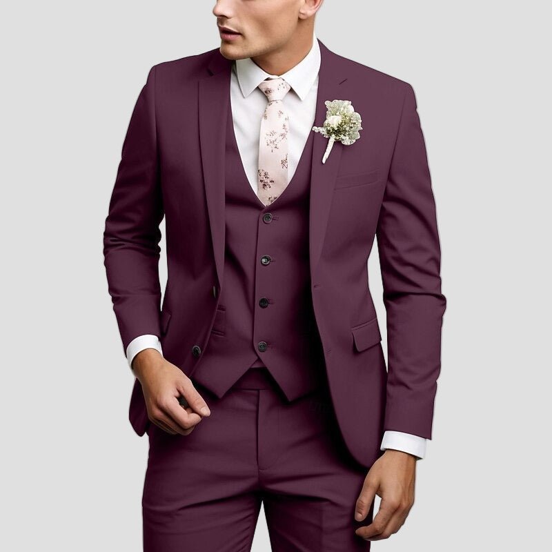Fairfield | Tailored Fit 3 - Piece Suit - Rob Stevenson