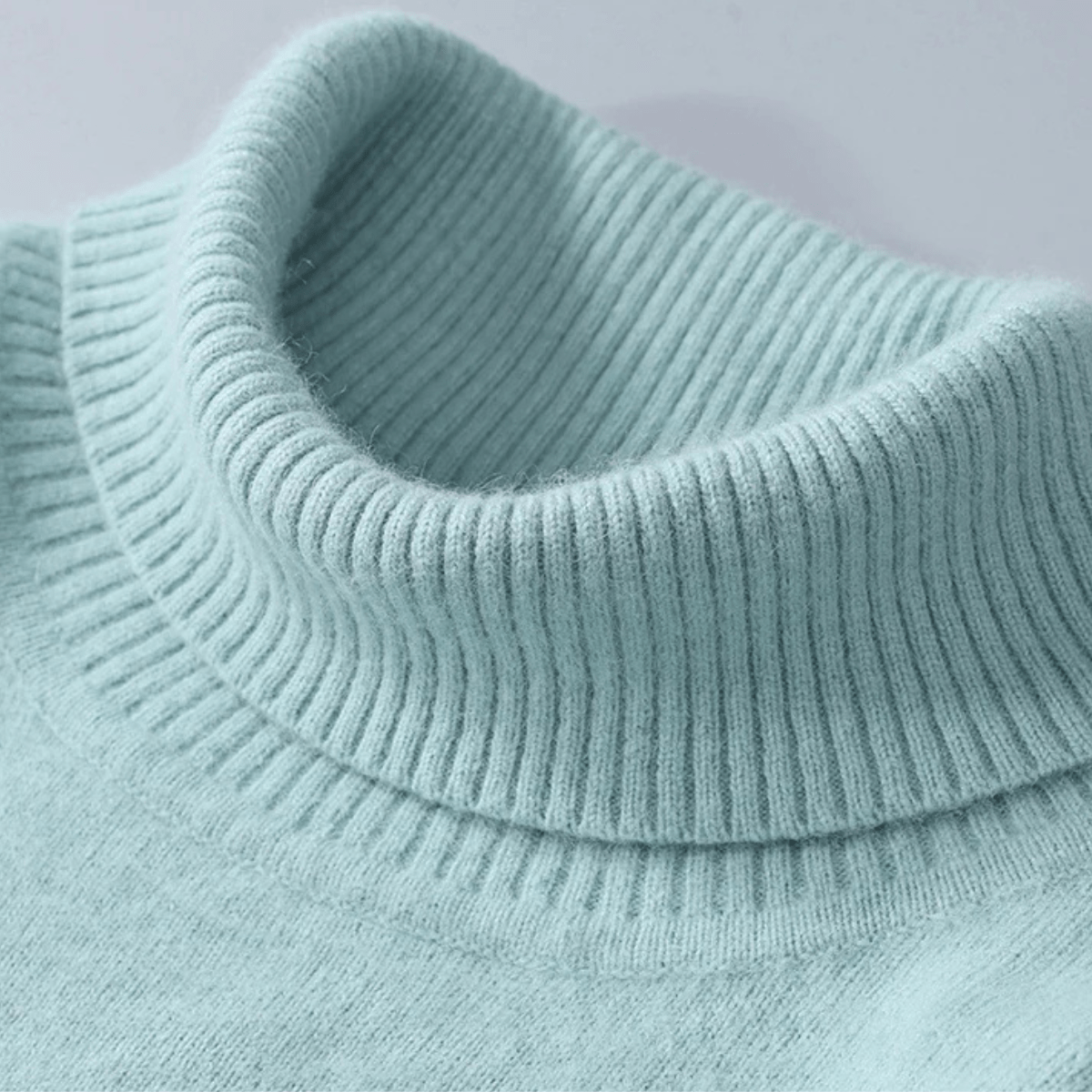 Grayson | Luxury Cashmere Sweater - Rob Stevenson